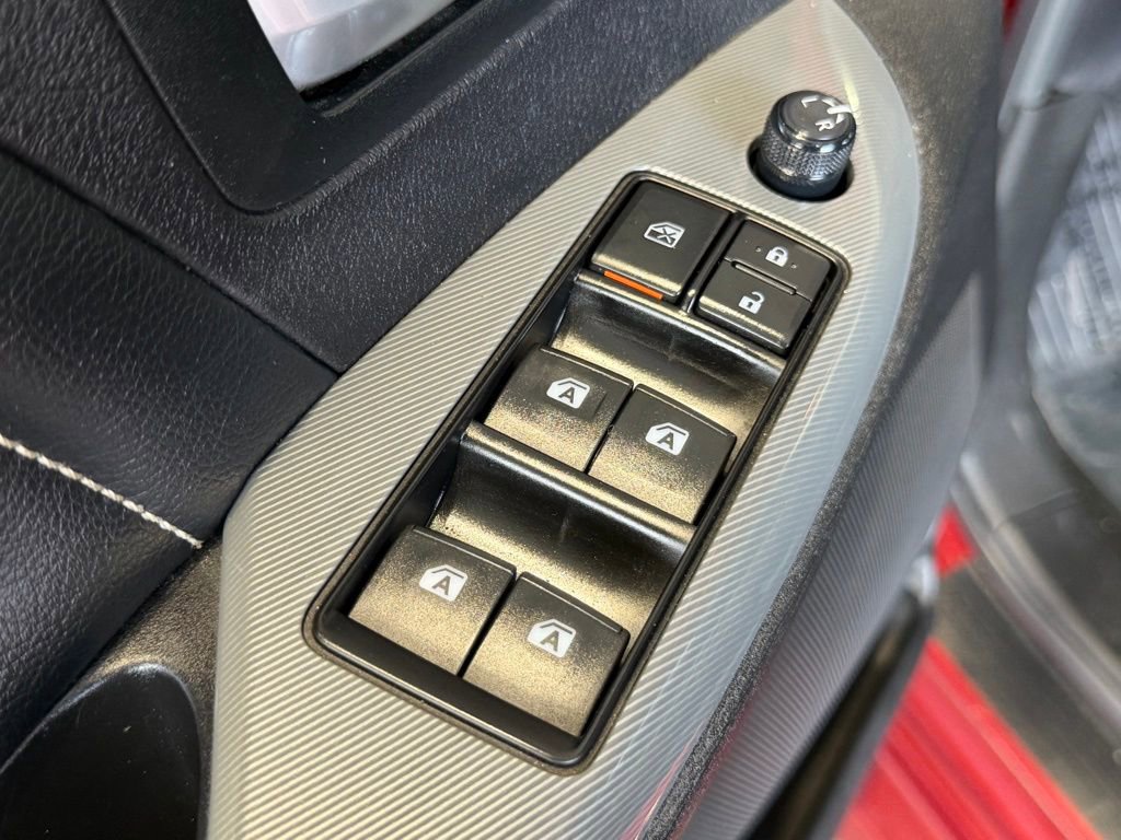 Used 2017 Toyota Sienna SE FWD image 20