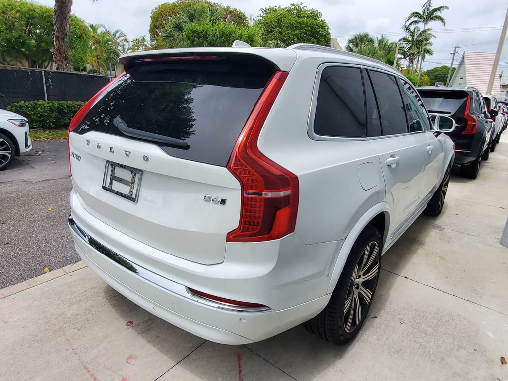 Used 2024 Volvo XC90 B6 Plus image 5