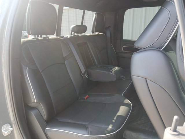 New 2026 RAM 4500 4x4 Crew Cab DRW w/ Laramie Trim Package image 21