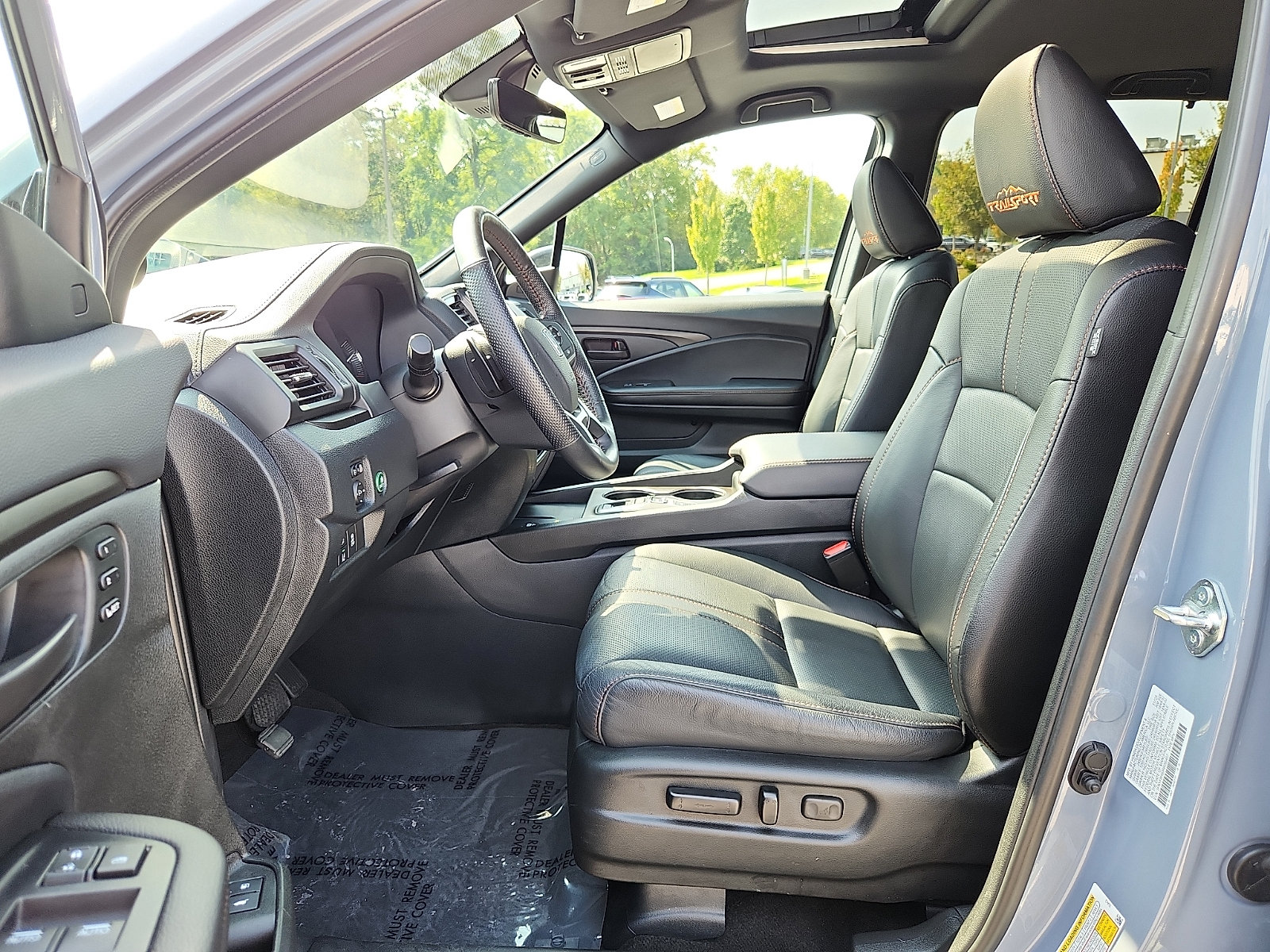 Used 2024 Honda Passport TrailSport image 13