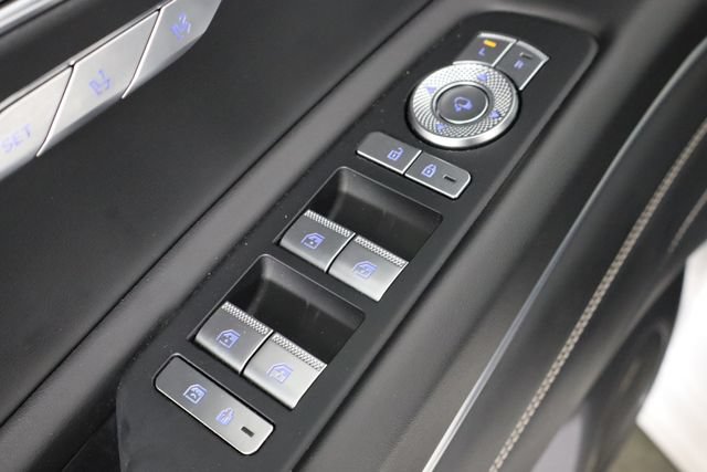 Used 2022 Genesis GV80 2.5T AWD/4WD image 19