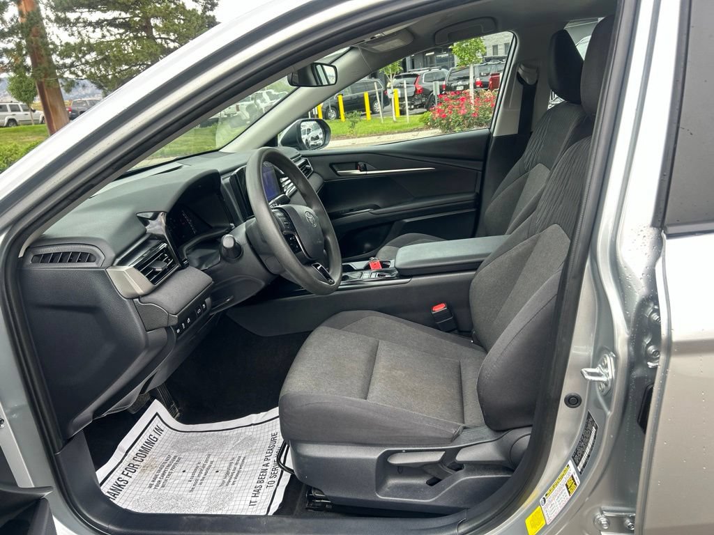 Used 2025 Toyota Camry LE FWD image 21