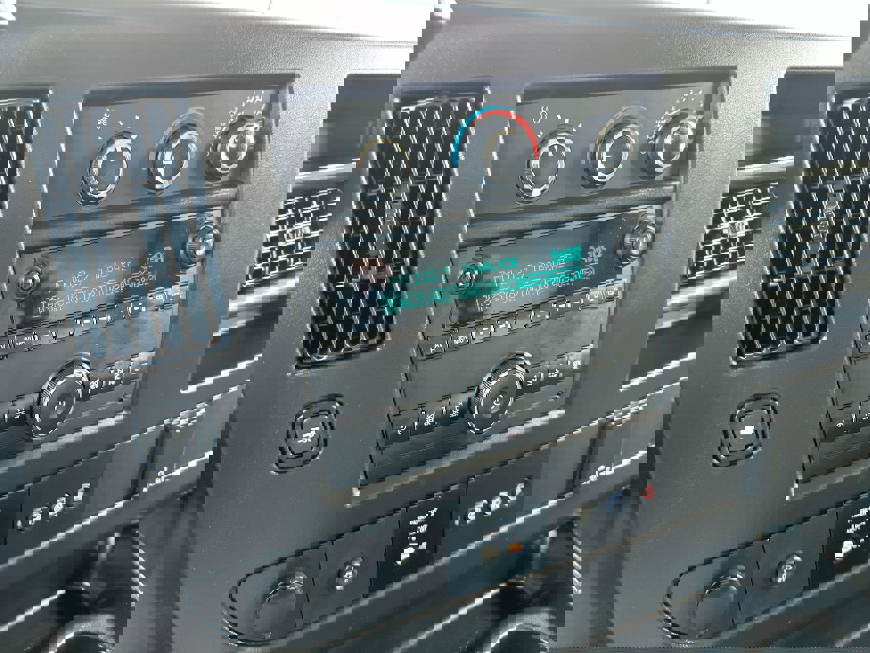 Used 2019 Chevrolet Express 3500 RWD image 15