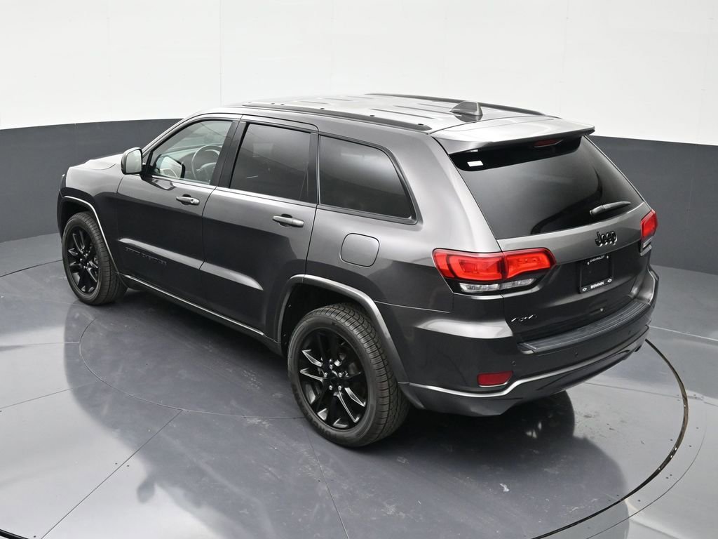 Used 2021 Jeep Grand Cherokee Laredo X image 14