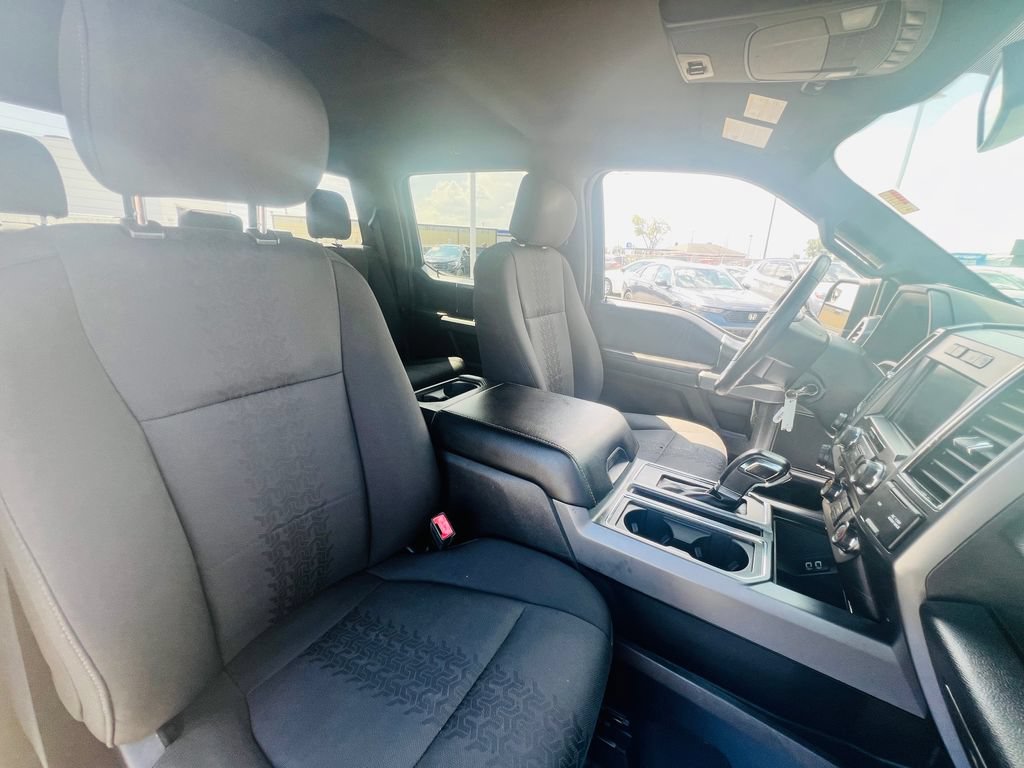 Used 2018 Ford F150 XLT w/ Equipment Group 302A Luxury AWD/4WD image 36