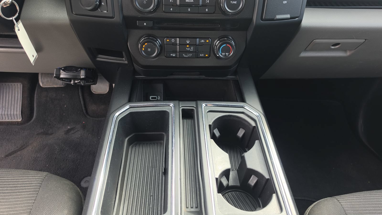 Used 2018 Ford F150 XL w/ Equipment Group 101A Mid AWD/4WD image 17