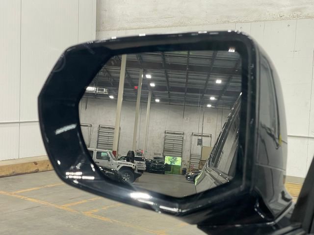 Used 2021 Chevrolet Tahoe RST image 38