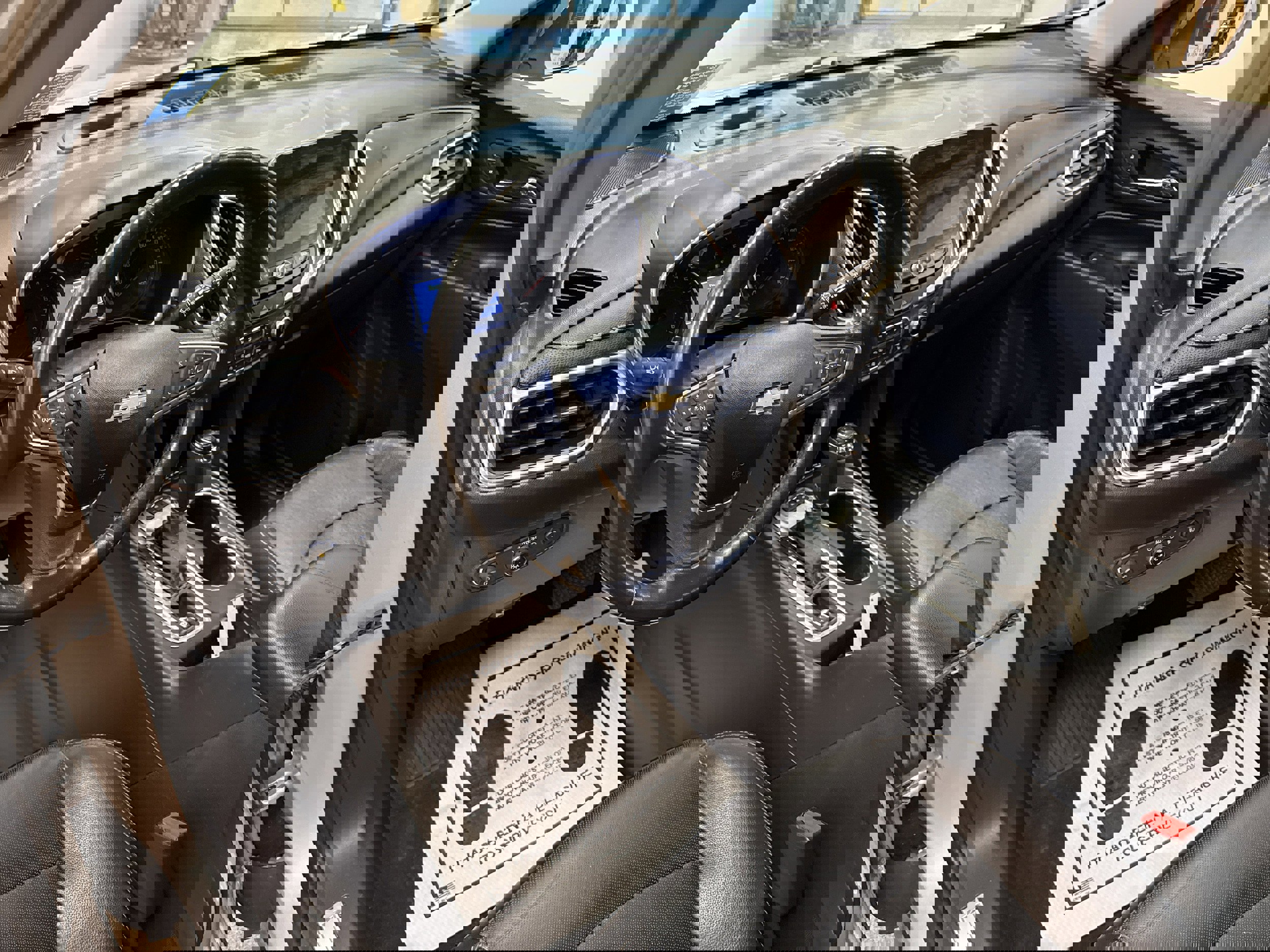 Used 2020 Chevrolet Equinox Premier image 42