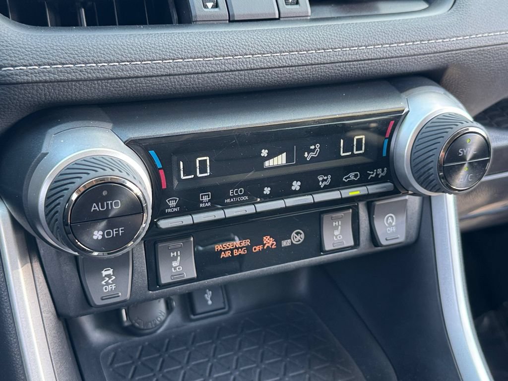 Certified 2022 Toyota RAV4 XLE Premium AWD/4WD image 23