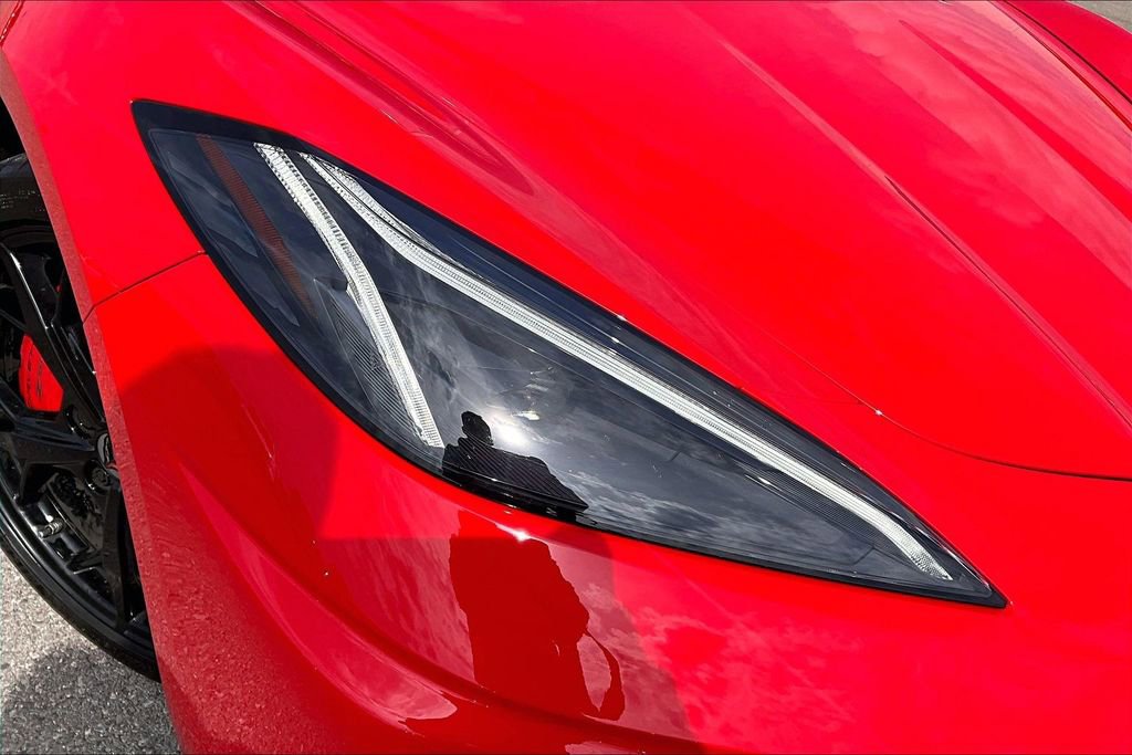 Used 2022 Chevrolet Corvette Stingray Premium Cpe w/ Z51 Performance Package RWD image 27