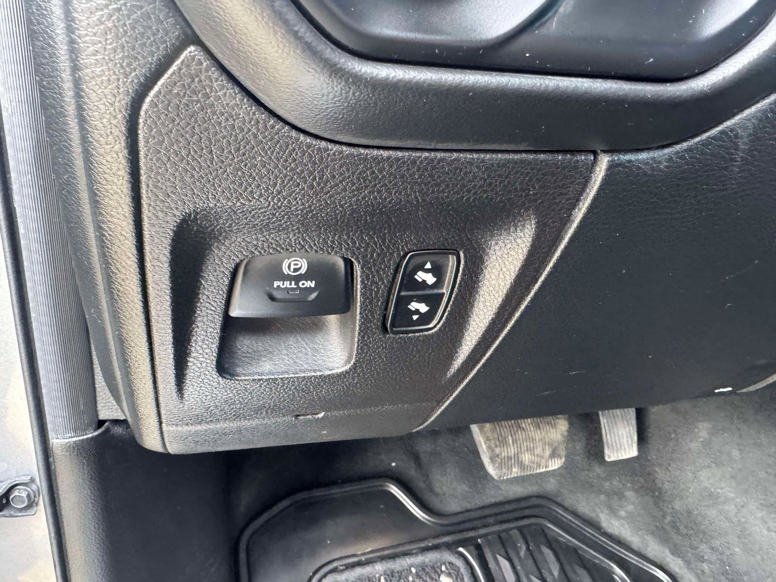 Used 2020 RAM 1500 Limited image 29