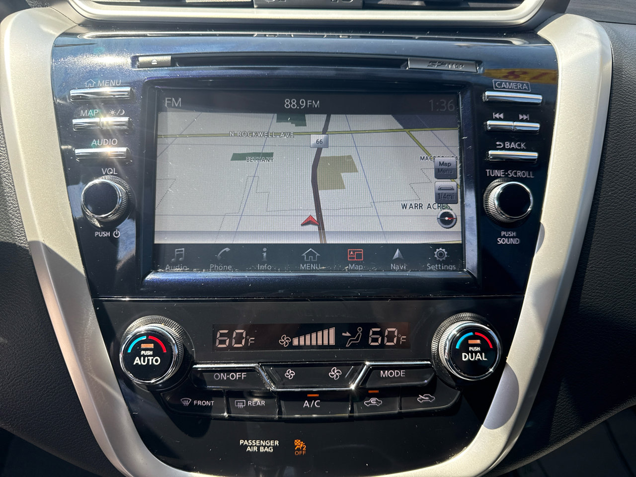 Used 2018 Nissan Murano SL w/ Moonroof Package image 25