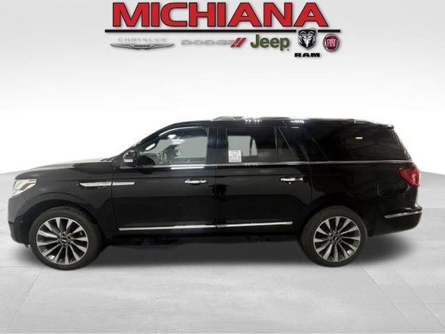 Used 2018 Lincoln Navigator L Select AWD/4WD image 1