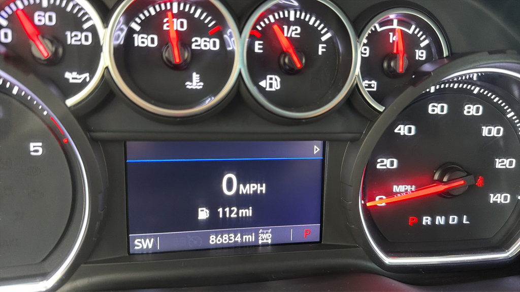 Used 2023 Chevrolet Silverado 2500 LT AWD/4WD image 10