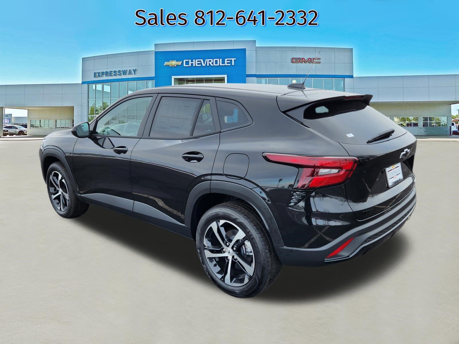 New 2026 Chevrolet Trax RS image 3