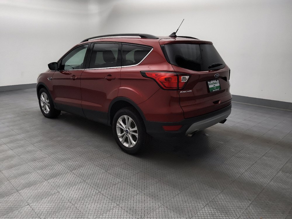 Used 2019 Ford Escape SEL FWD image 3