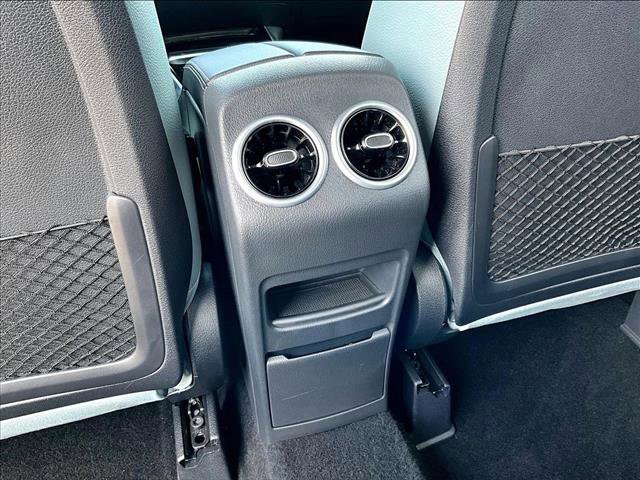 Used 2026 Mercedes-Benz GLB 250 image 25