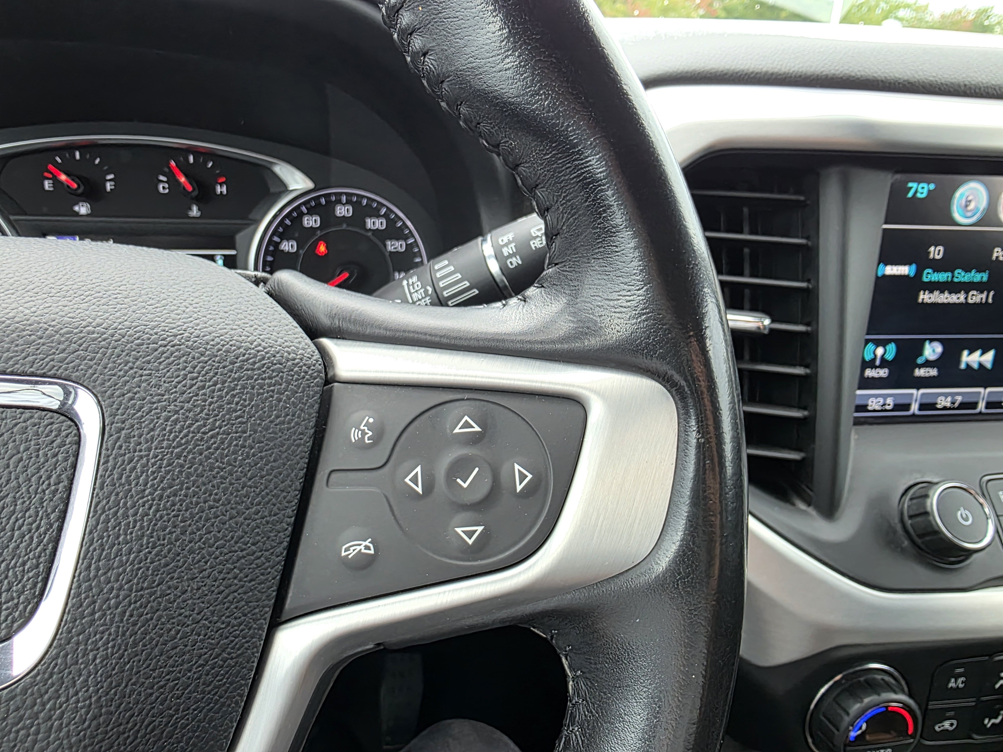 Used 2019 GMC Acadia SLE w/ Driver Alert Package I AWD/4WD image 16