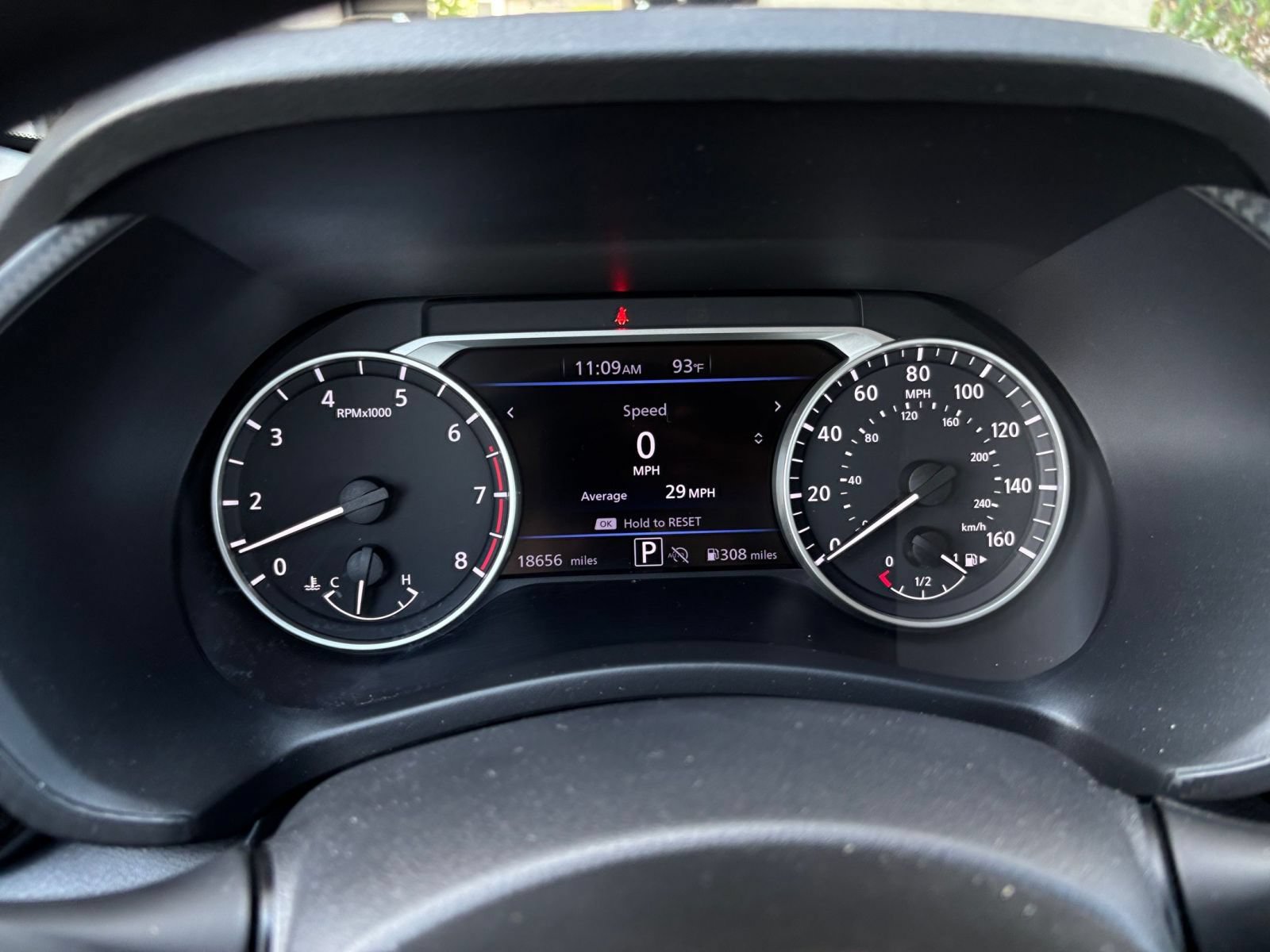 Used 2025 Nissan Sentra SV FWD image 39