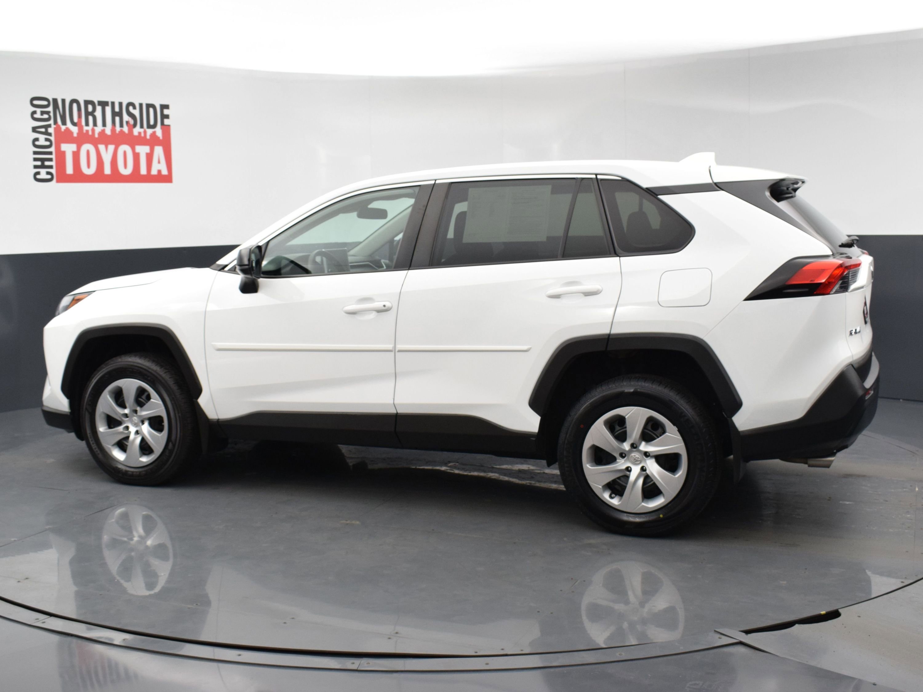 Used 2023 Toyota RAV4 LE video 2