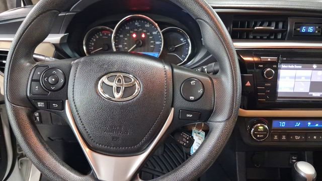 Used 2016 Toyota Corolla LE image 12