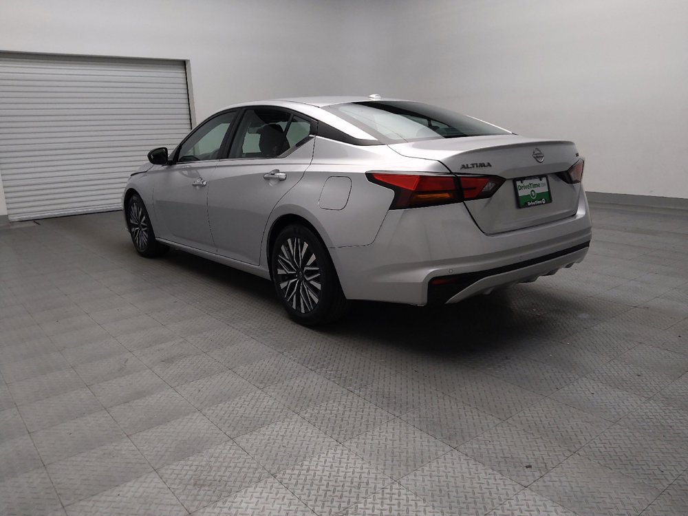 Used 2024 Nissan Altima 2.5 SV image 5