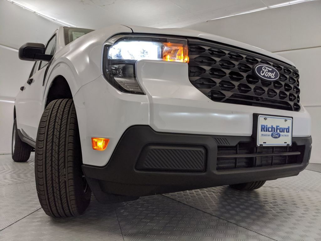 New 2026 Ford Maverick XL image 28