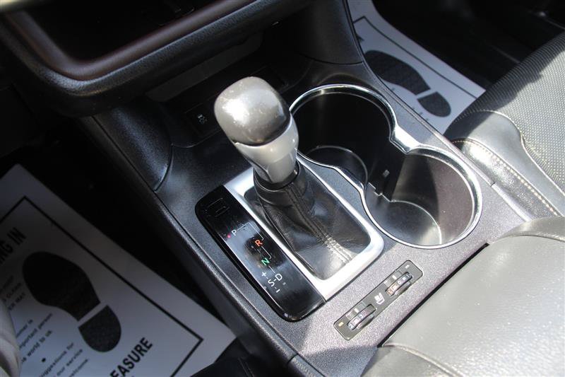 Used 2014 Toyota Highlander Limited FWD image 35