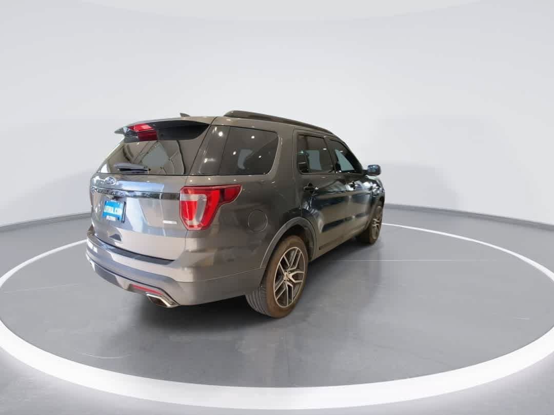 Used 2017 Ford Explorer Sport AWD/4WD image 8