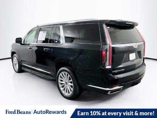 Used 2024 Cadillac Escalade ESV Luxury AWD/4WD image 6