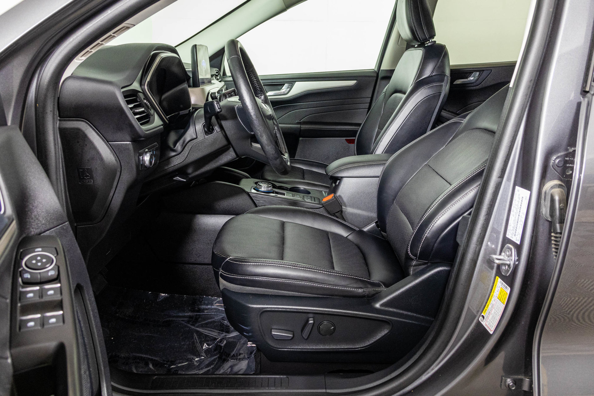 Used 2021 Ford Escape SEL FWD image 23