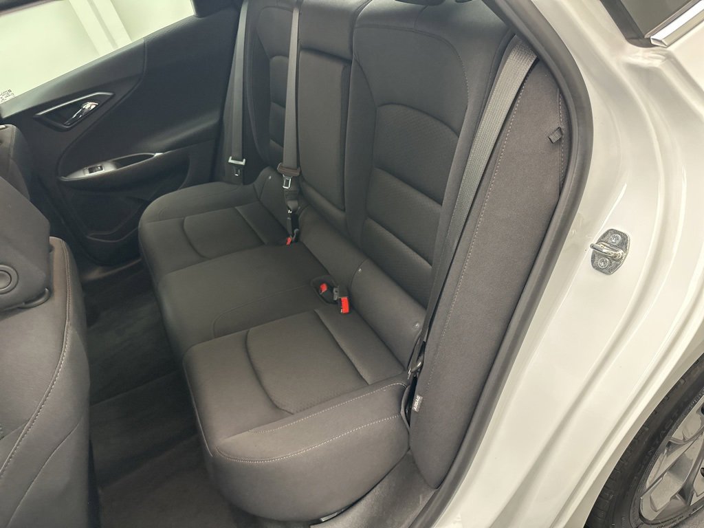 Used 2024 Chevrolet Malibu LT image 13
