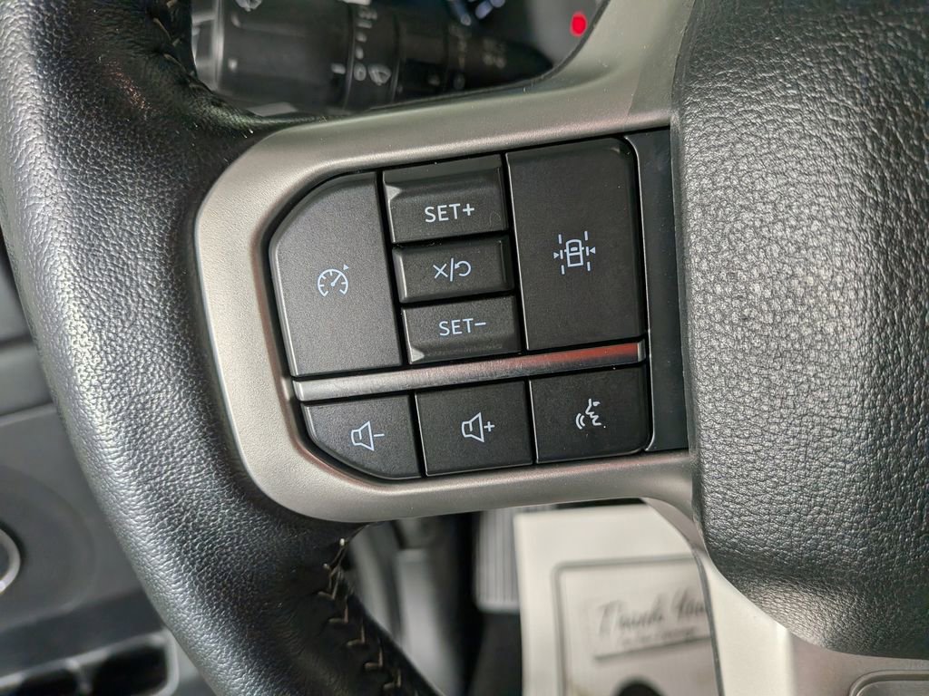 Used 2024 Ford Expedition Max XLT image 21