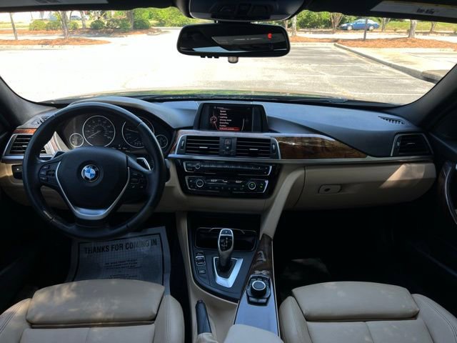 Used 2017 BMW 330i xDrive Sedan image 28