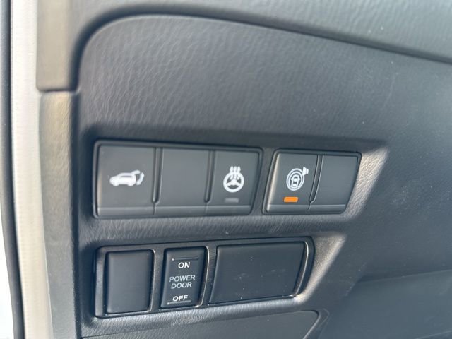 Certified 2024 Nissan Armada Platinum w/ Captain's Chairs Package AWD/4WD image 26