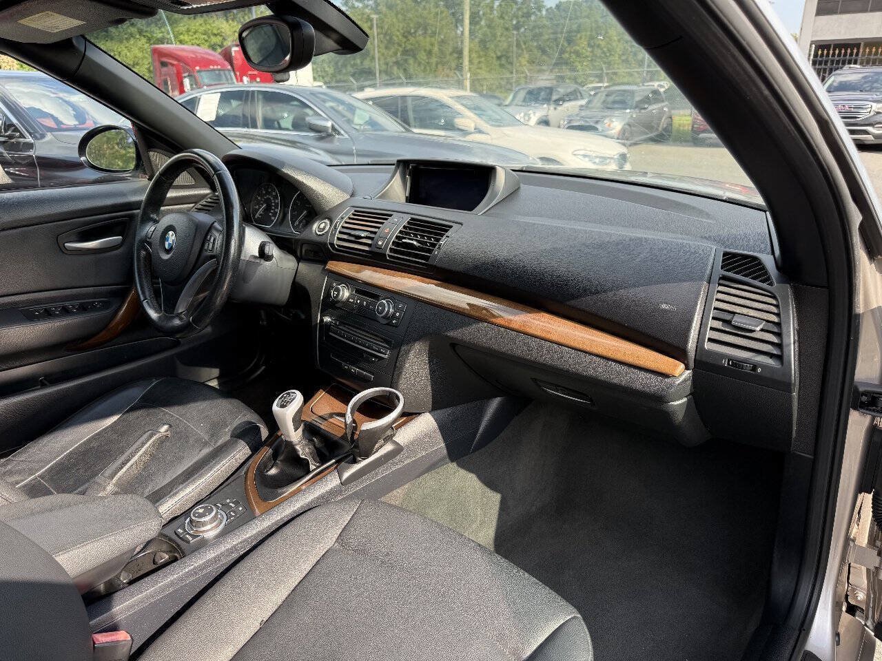 Used 2009 BMW 128i Convertible RWD image 14
