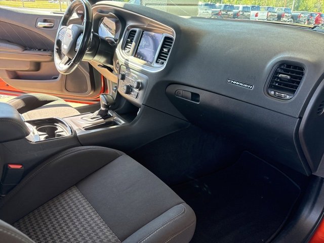 Used 2022 Dodge Charger R/T w/ Driver Convenience Group image 19