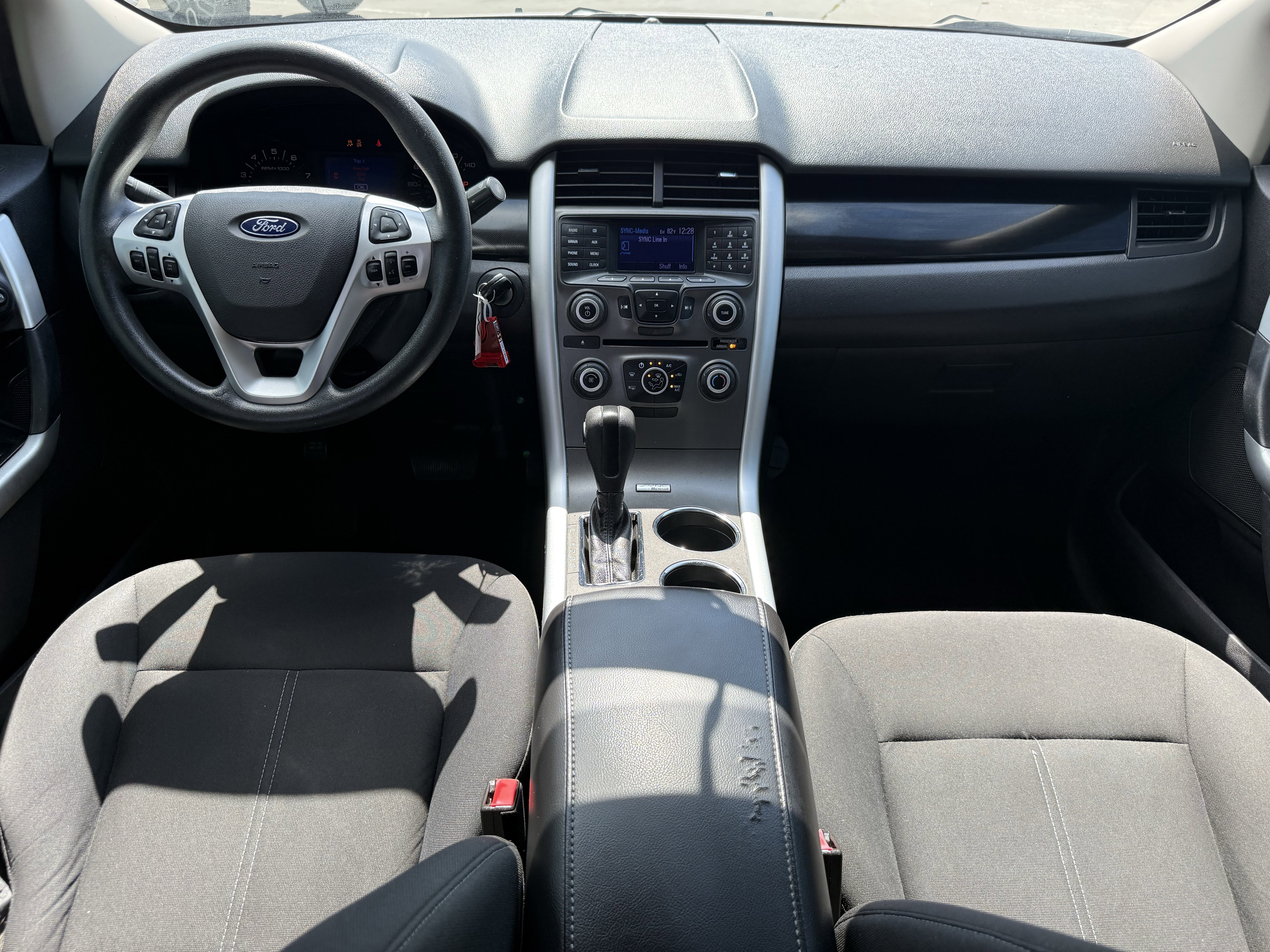 Used 2013 Ford Edge SE image 13