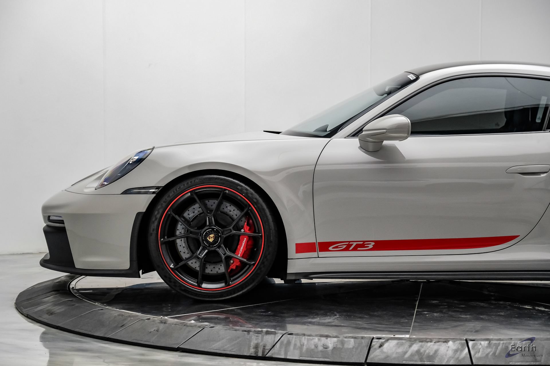 Used 2022 Porsche 911 GT3 RWD image 9