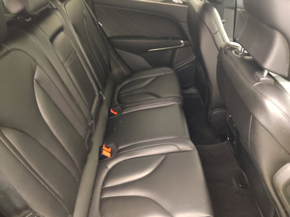 Used 2019 Lincoln MKC Premiere FWD image 19