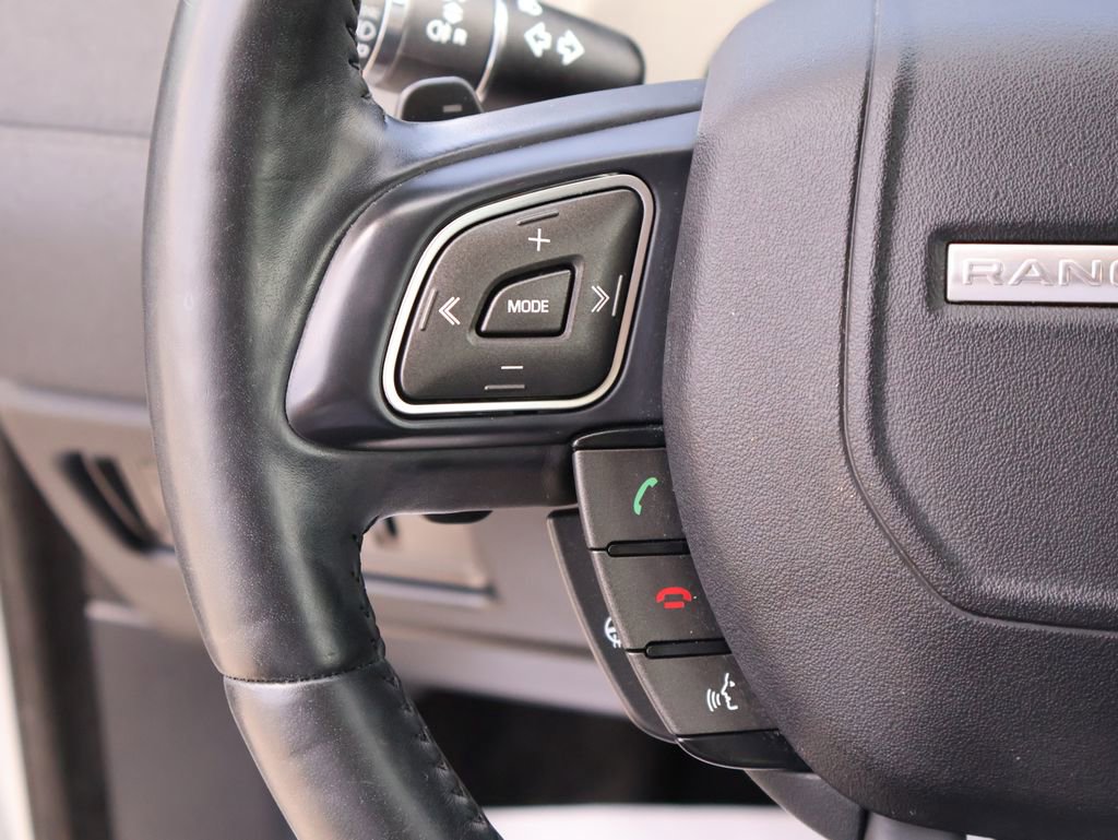 Used 2015 Land Rover Range Rover Evoque Pure Premium AWD/4WD image 33