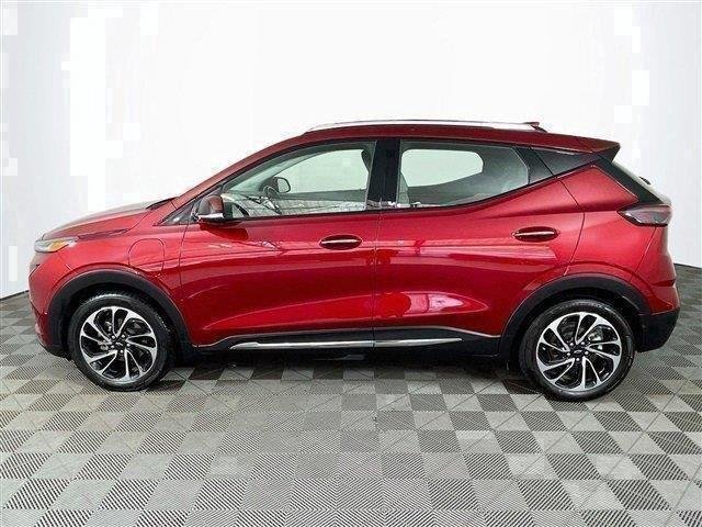Used 2022 Chevrolet Bolt EUV Premier FWD image 4