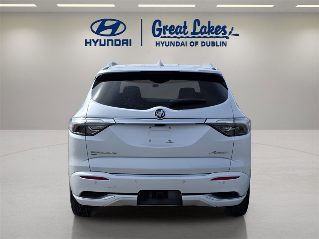 Used 2024 Buick Enclave Avenir w/ Avenir Technology Package image 4