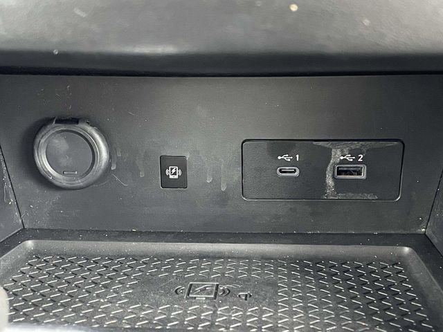 Used 2023 Nissan Pathfinder Platinum w/ Cargo Package image 31