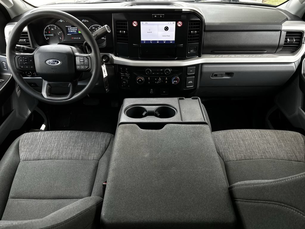 Used 2025 Ford F250 XLT w/ FX4 Off-Road Package AWD/4WD image 11