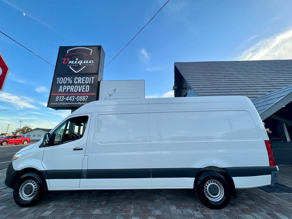 Used 2019 Freightliner Sprinter 2500 image 6