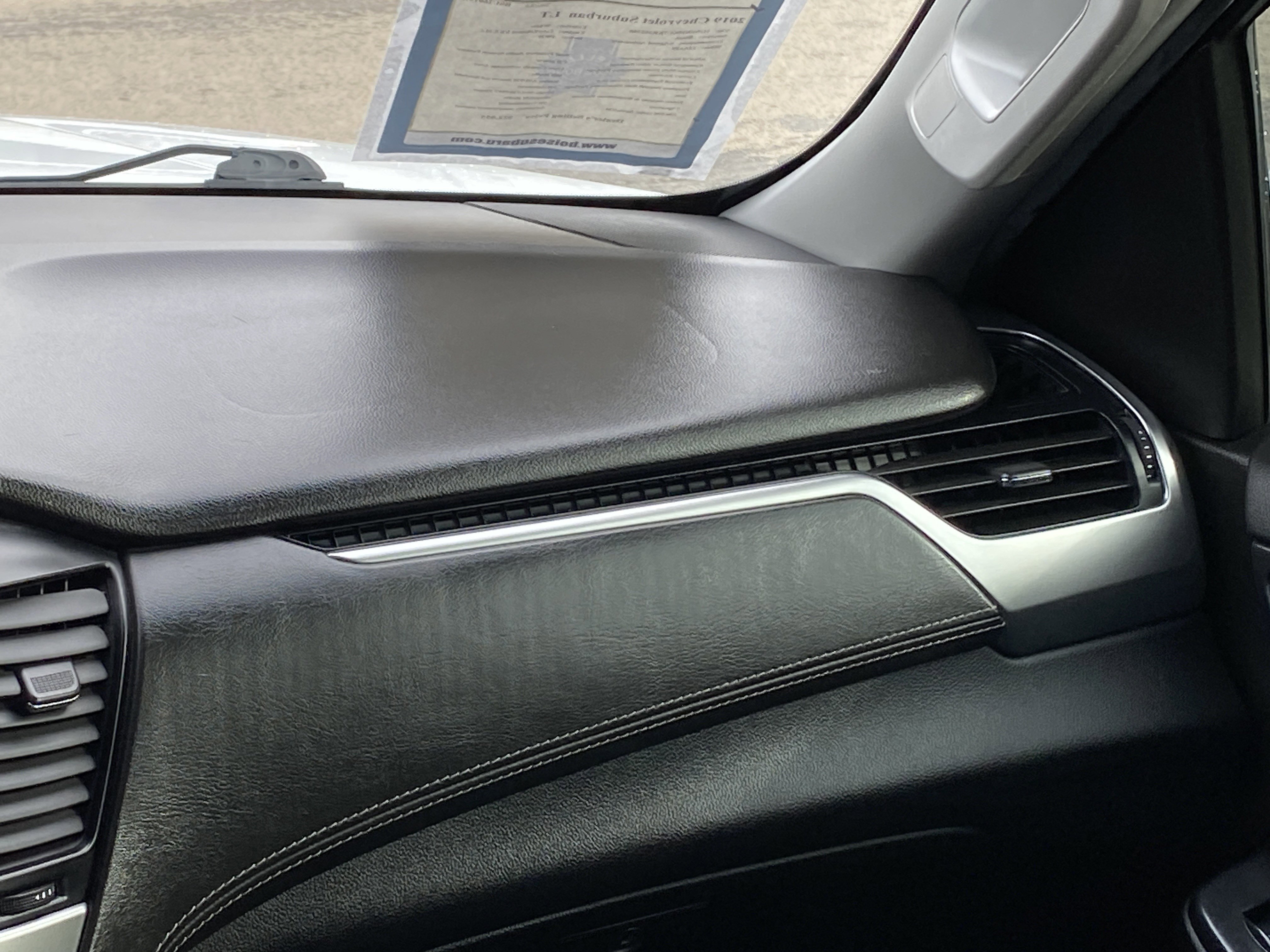 Used 2019 Chevrolet Suburban LT image 23