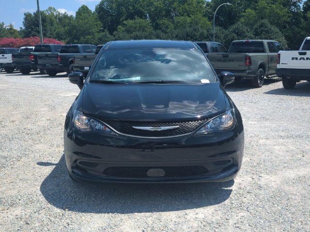 New 2027 Chrysler Pacifica LX FWD image 8