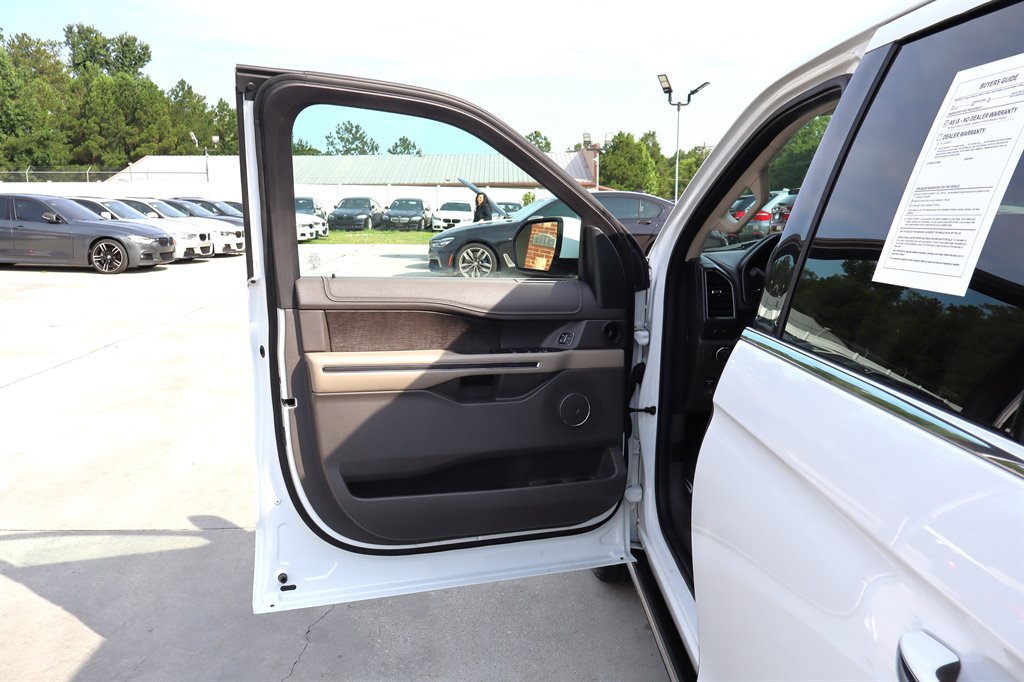 Used 2018 Ford Expedition Max Limited RWD image 45