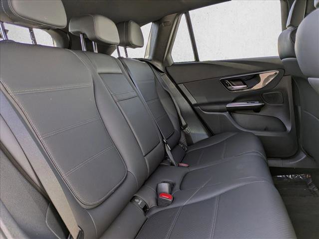 Used 2025 Mercedes-Benz GLC 300 image 21